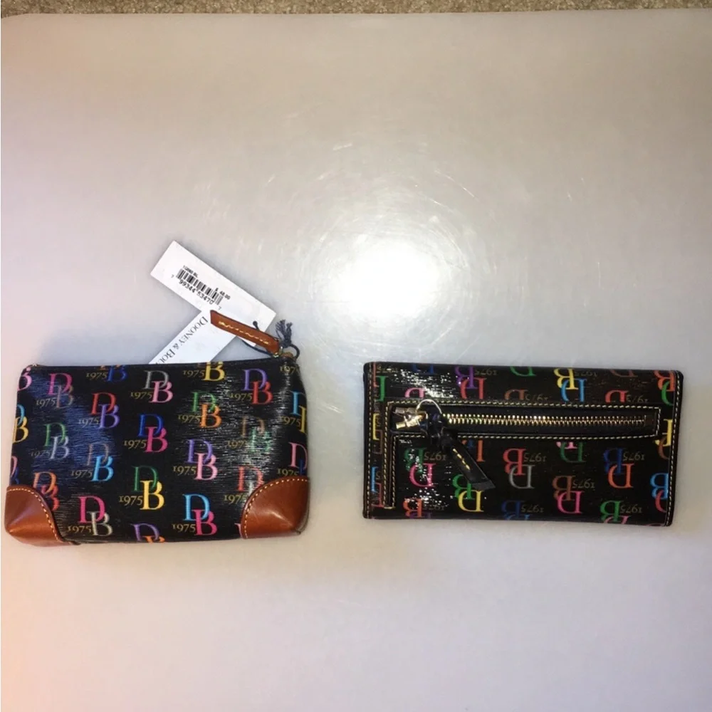 Dooney & Bourke DB75 Multi Nelly Tote Set - Picture 8 of 12